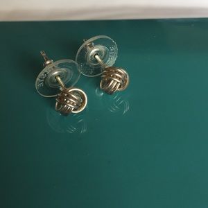 Silver knot earring studs
